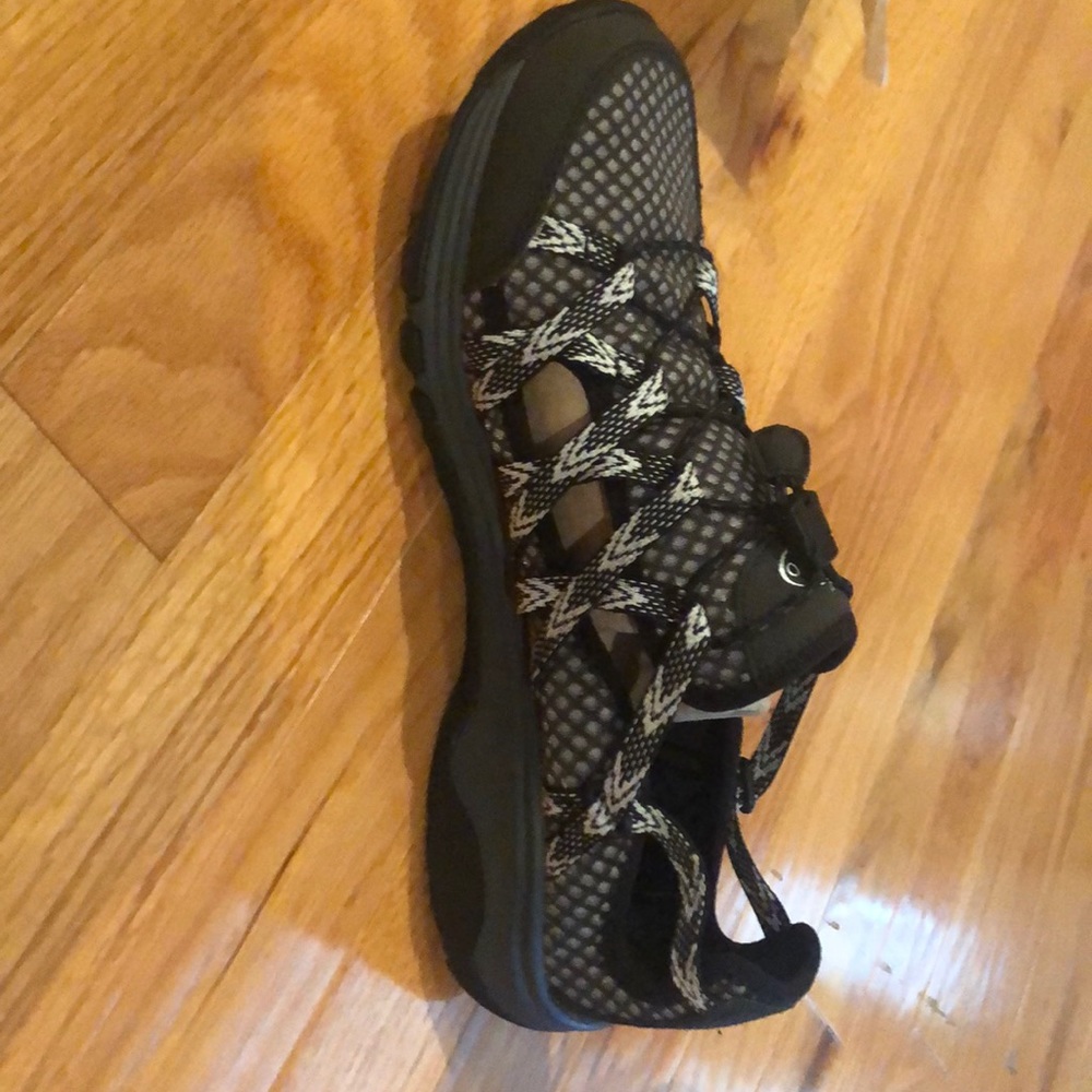 Women’s Chacos- Outcross Evo
